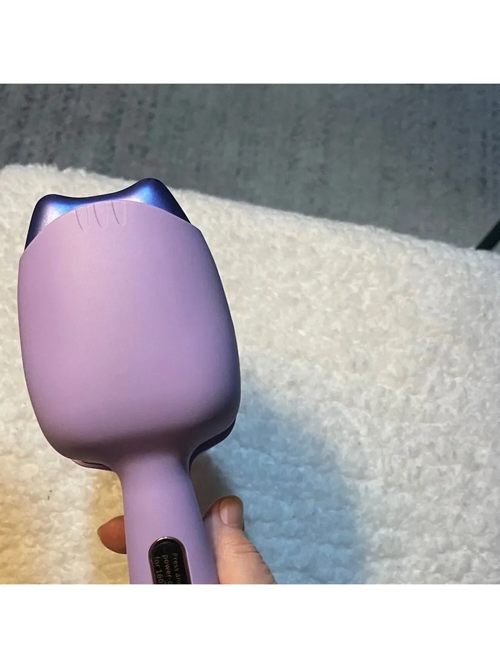 Purple Hair Styling Tool - Picture 3 of 4